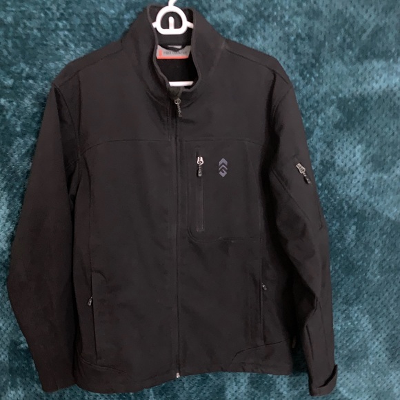 Free Country Soft Shell Jacket - Picture 2 of 6
